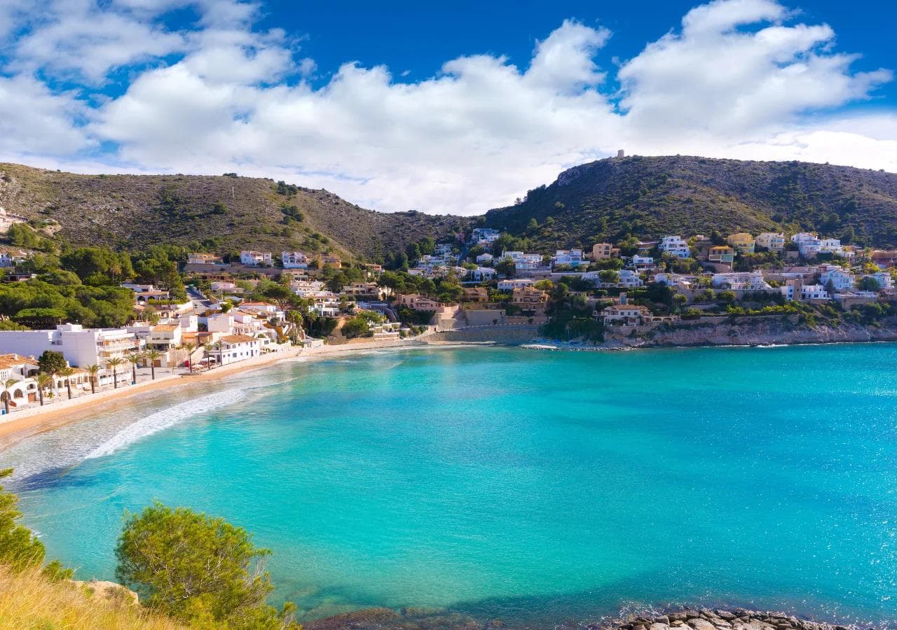 Prachtige kustlijn van Moraira